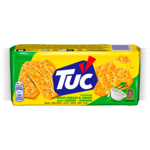 TUC 100g SOUR CREAM & ONION