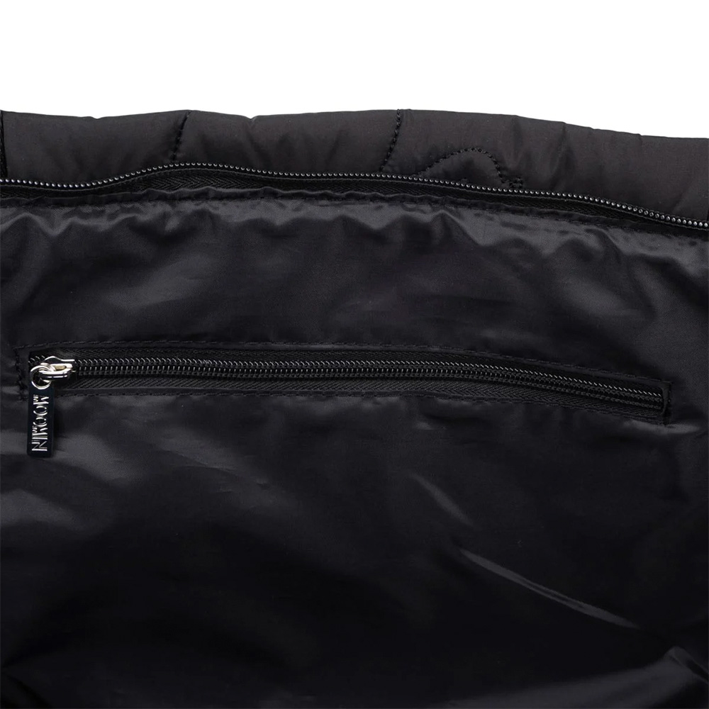 LAUKKU KAMPSU PIKKU MYY MUSTA LAUKKU KAMPSU PIKKU MYY MUSTA